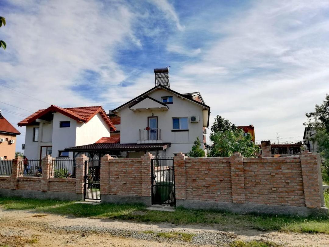 Hotel Casa Alba Năvodari Exteriér fotografie