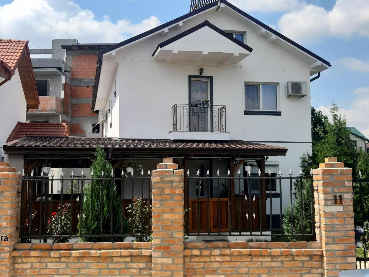 Hotel Casa Alba Năvodari Exteriér fotografie